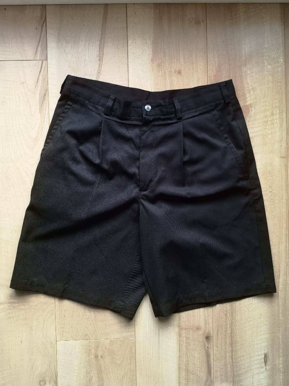 Nike Golf Men's Pleated Shorts - Black - Size Medium